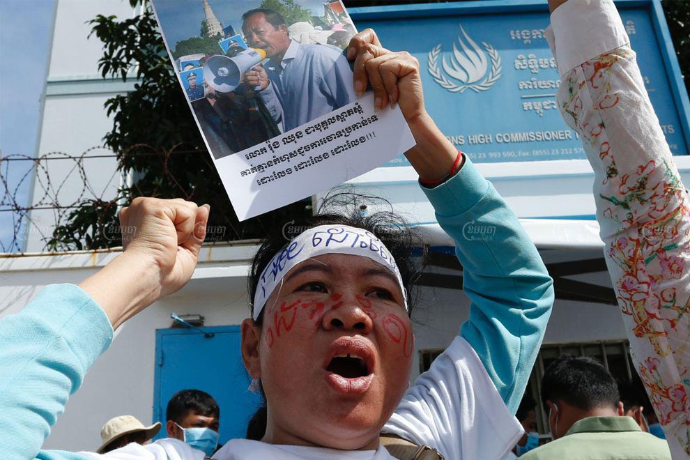 Activist Sat Pha demonstrates outside the United Nations Office of the High Commissioner for Human Rights in Phnom Penh on August 24. Panha Chhorpoan