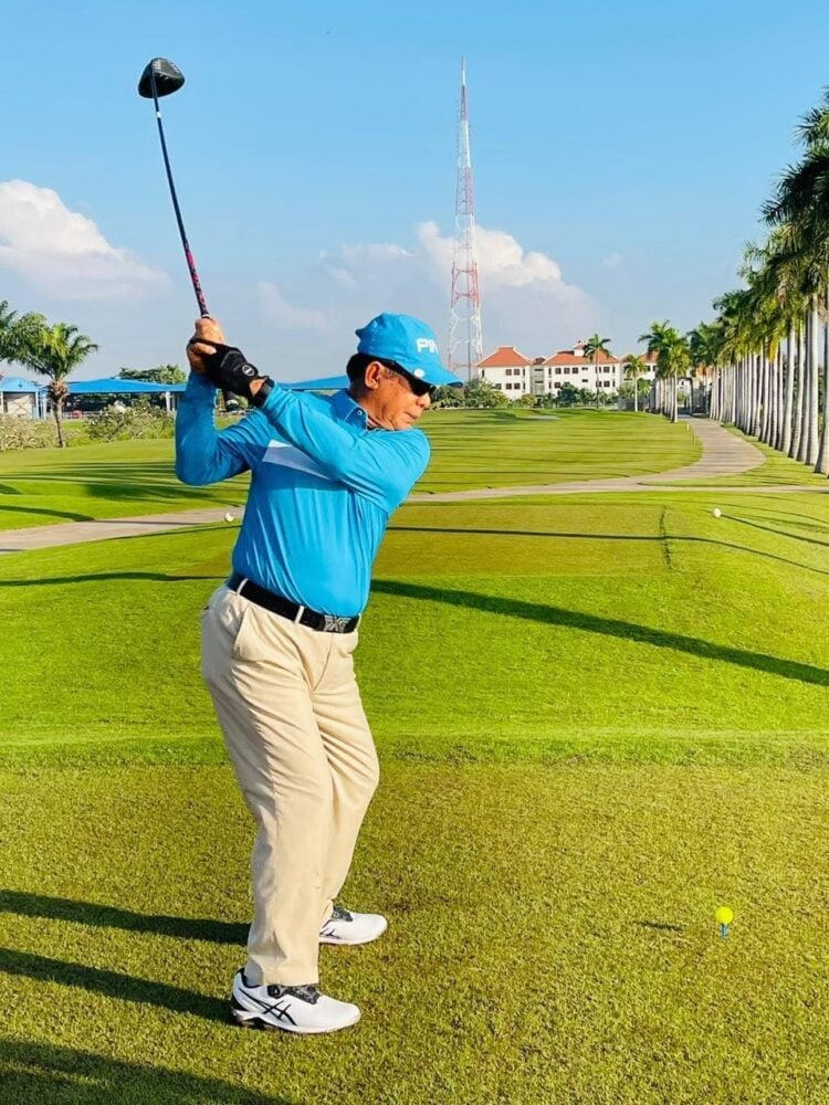 Prime Minister played golf Thursday morning, according to photos posted to his Facebook page, after completing 14 days of quarantine because he was exposed to a visiting Hungarian dignitary who was COVID-19 positive.