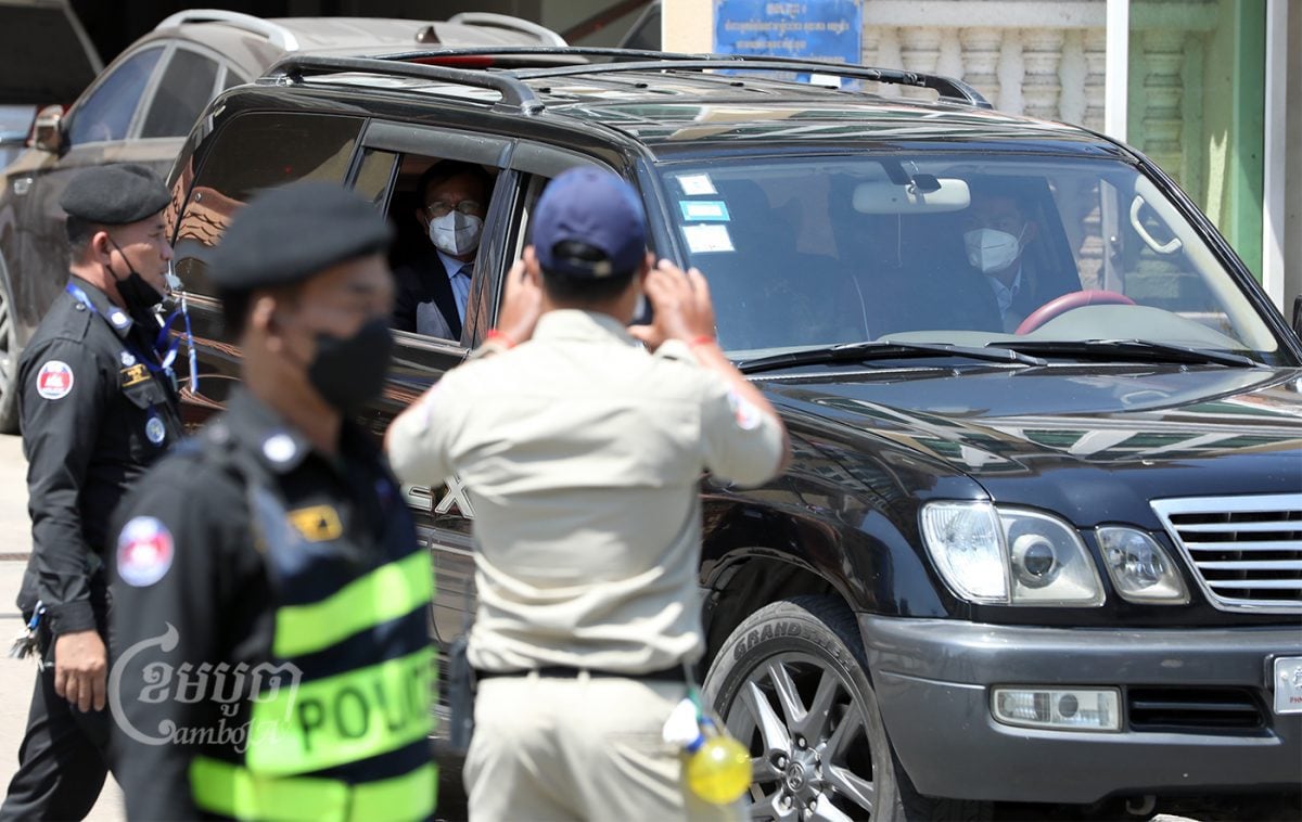 Kem Sokha leaves the Phnom Penh Municipal Court after attending his hearing, February 23, 2022. CamboJA/ Pring Samrang.