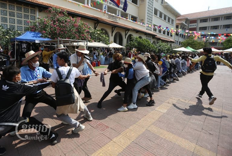 Political analyst Seng Sary speaking at an event. Photo taken from his Facebook.