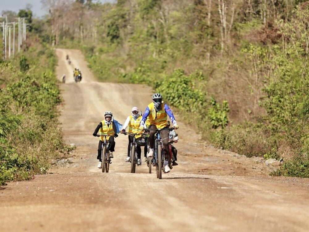 Environmental activists get on their bikes as part of a 1,000 kilometer cycling campaign to raise awareness on environmental protection, a photo post on CYN’s Facebook.