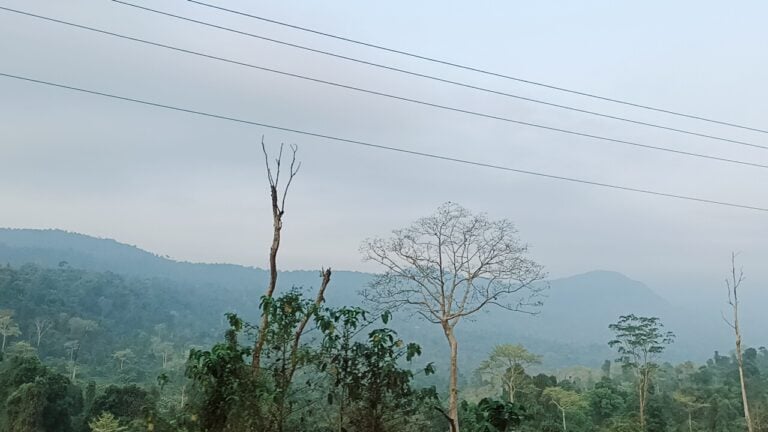 View of the mountain at Pursat province’s Veal Veng district on March 3, 2024 . (CamboJA/Phon Sothyroth)