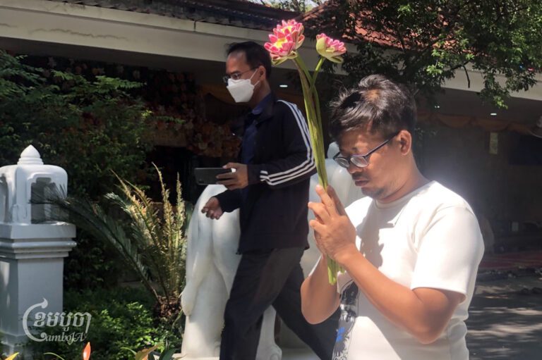 Mech Dara prays and seeks blessing for good luck at a pagoda after he was released on bail on October 24, 2024. (CamboJA/Seoung Nimol)
