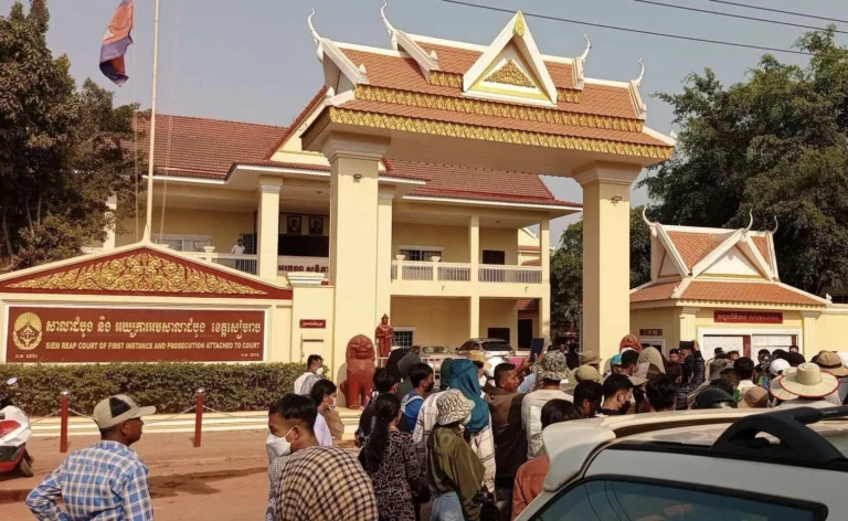 Victims of the Brilliant City World scam gather outside Siem Reap Provincial Court on April 11, 2024. (Supplied)