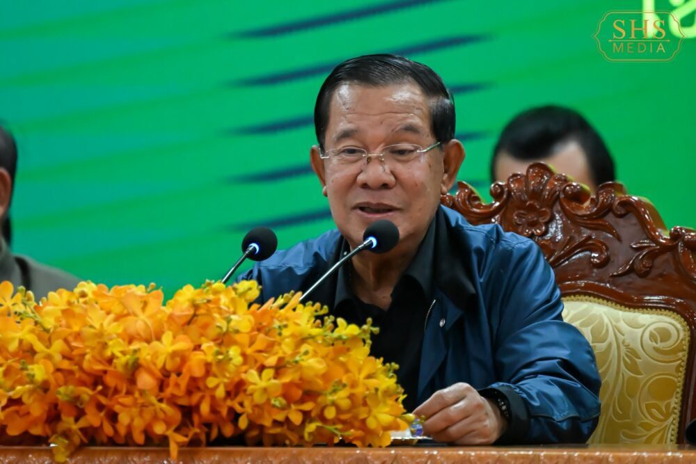 Senate President Hun Sen proposes amendment to the Constitution to strip Cambodian citizenship during his speech in Preah Vihear province, June 27, 2025. (Hun Sen’s Facebook)