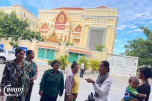Samrong Tbong villagers from Boeung Tamok arrive at Phnom Penh municipality court to attend their hearing, June 26, 2025. (CamboJA/Pring Samrang)