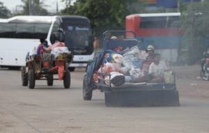 Villagers travel in Oddar Meanchey province’s Samrong district looking for a safe place as Thai-Cambodia troops continue fighting on July 25, 2025. (CamboJA/Pring Samrang)