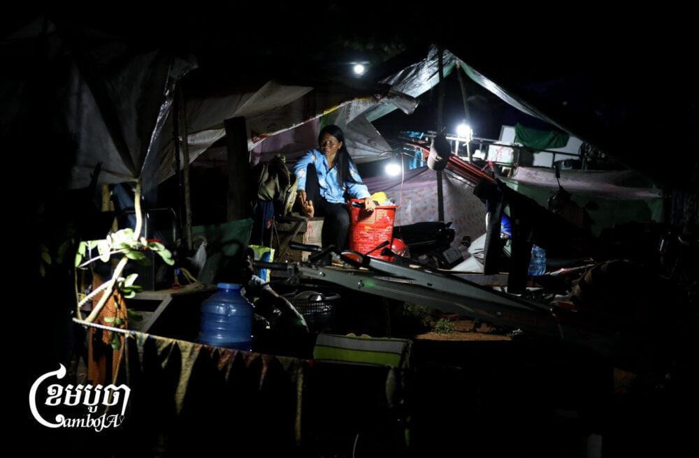 Villagers from different villages evacuate to a safe place in Oddar Meanchey province, July 24, 2025. (CamboJA/Pring Samrang)