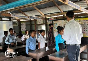 Students learning in Kampong Prak Primary School, which is located on Tonle Sap Lake in Kampong Prak Village, Sna Ansa Commune, Krakor District, Pursat Province. Photo taken July 12, 2022. (CamboJA/ Sovann Sreypich)