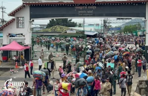 Cambodian migrant workers return from Thailand after border tensions turned violent. Photo taken on July 27, 2025. (CamboJA)